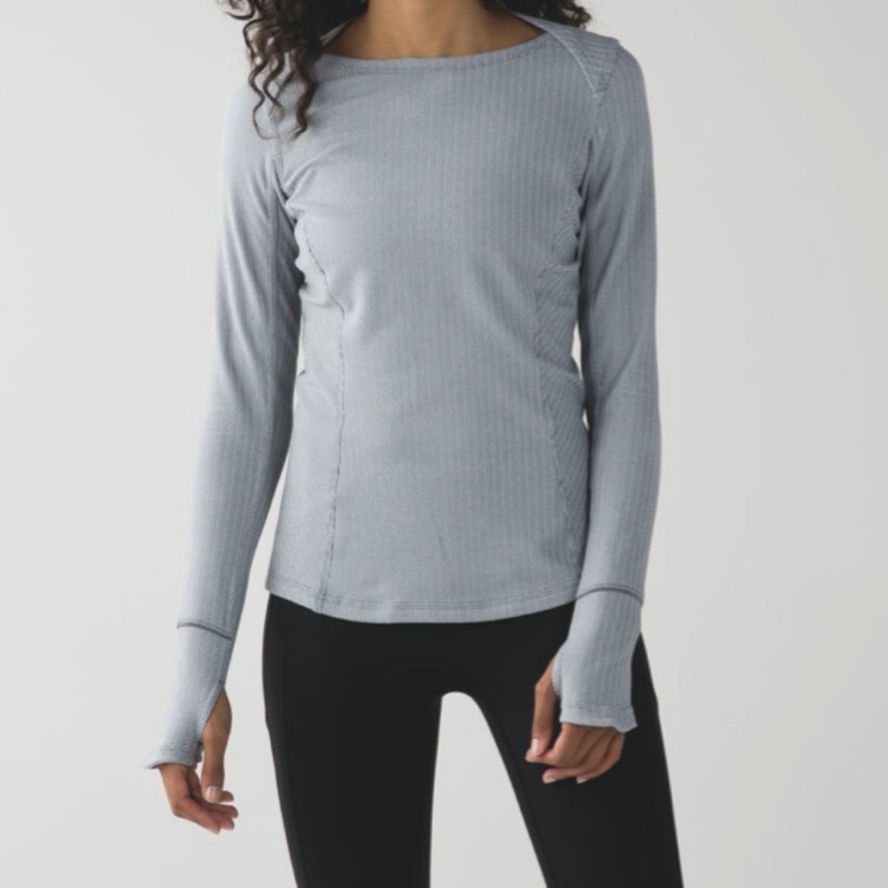Lululemon Kanye Catch Me along Sleeve